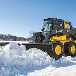 G-Series Skid Steers – 332G