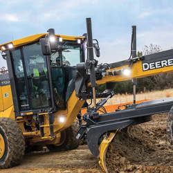 G/GP-Series Motor Graders – 772GP