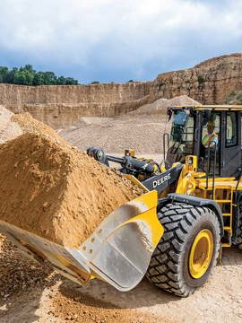 L-Series Wheel Loaders – 824L