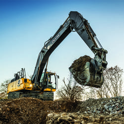 P-Tier Excavators – 350 P-Tier
