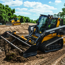 P-Tier Compact Track Loaders – 333 P-Tier